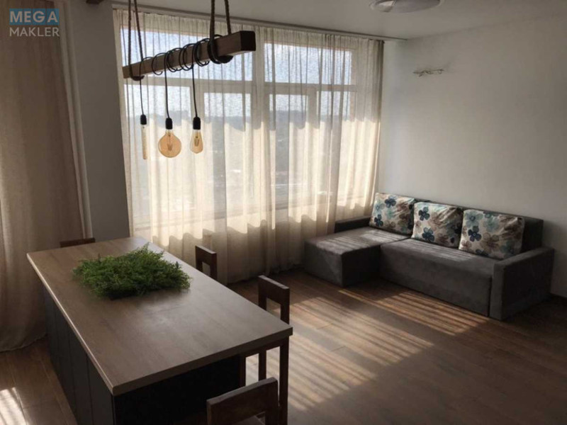 Оренда 3 кімнатної квартири, <a class="location-link" href="/odessa/" title="Недвижимость Одеса">Одеса</a>, <a class="location-link" href="/odessa/malinovskij/" title="Недвижимость Малиновський район">Малиновський р-н</a>, Средняя, 24 (изображение 1)
