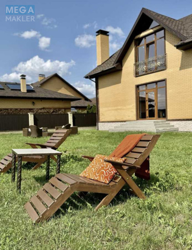 Продаж дома, 2&nbsp;поверху, 285&nbsp;кв.м, 4&nbsp;кімнати, ділянка 14&nbsp;соток, <a class="location-link" href="/romankov/" title="Недвижимость Романків">Романків</a>, Лісова (изображение 1)