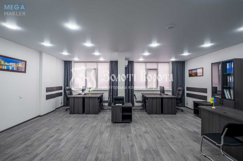 Продаж 3 кімнатної квартири (76,5/58/4), 3 пов. 16 пов. будинку, <a class="location-link" href="/kiev/" title="Недвижимость Київ">Київ</a>, <a class="location-link" href="/kiev/solomenskij/" title="Недвижимость Солом'янський район">Солом'янський р-н</a>, Любомира Гузара просп., 11 (изображение 1)