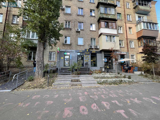 Оренда комерційної нерухомості, 61&nbsp;кв.м, под магазин, <a class="location-link" href="/kiev/" title="Недвижимость Київ">Київ</a>, <a class="location-link" href="/kiev/pecherskij/" title="Недвижимость Печерський район">Печерський р-н</a>, Професора Підвисоцького вул., 5 (изображение 1)