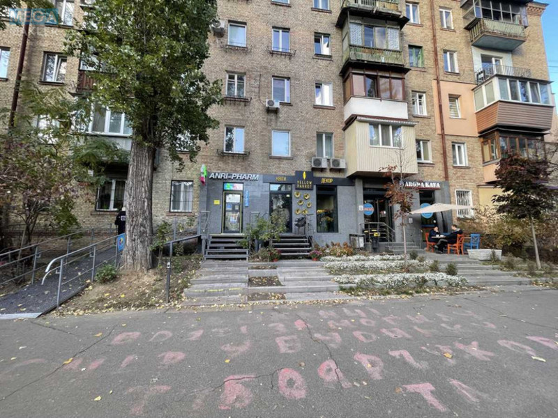 Оренда комерційної нерухомості, 61 кв.м, под магазин, <a class="location-link" href="/kiev/" title="Недвижимость Київ">Київ</a>, <a class="location-link" href="/kiev/pecherskij/" title="Недвижимость Печерський район">Печерський р-н</a>, Професора Підвисоцького вул., 5 (изображение 1)