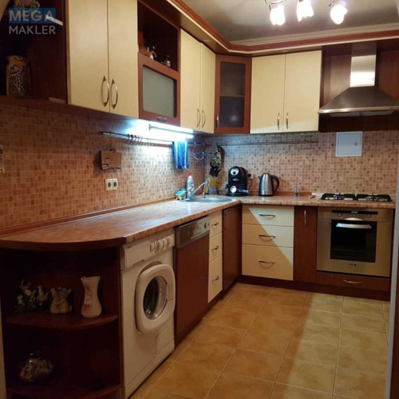 Продаж 3 кімнатної квартири (70/36/18), 7 пов. 16 пов. будинку, <a class="location-link" href="/kiev/" title="Недвижимость Київ">Київ</a>, <a class="location-link" href="/kiev/dneprovskij/" title="Недвижимость Дніпровський район">Дніпровський р-н</a>, Андрія Малишка вул., 15 (изображение 1)