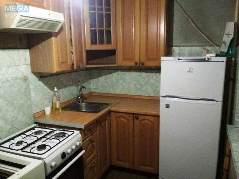 Оренда 2 кімнатної квартири, <a class="location-link" href="/kiev/" title="Недвижимость Київ">Київ</a>, <a class="location-link" href="/kiev/dneprovskij/" title="Недвижимость Дніпровський район">Дніпровський р-н</a>, Григорія Чупринки вул., 7 (изображение 1)