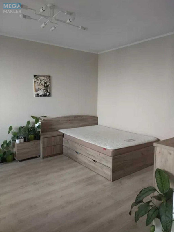 Оренда 1 кімнатної квартири, <a class="location-link" href="/kiev/" title="Недвижимость Київ">Київ</a>, <a class="location-link" href="/kiev/solomenskij/" title="Недвижимость Солом'янський район">Солом'янський р-н</a>, Відрадний просп., 2 (изображение 1)