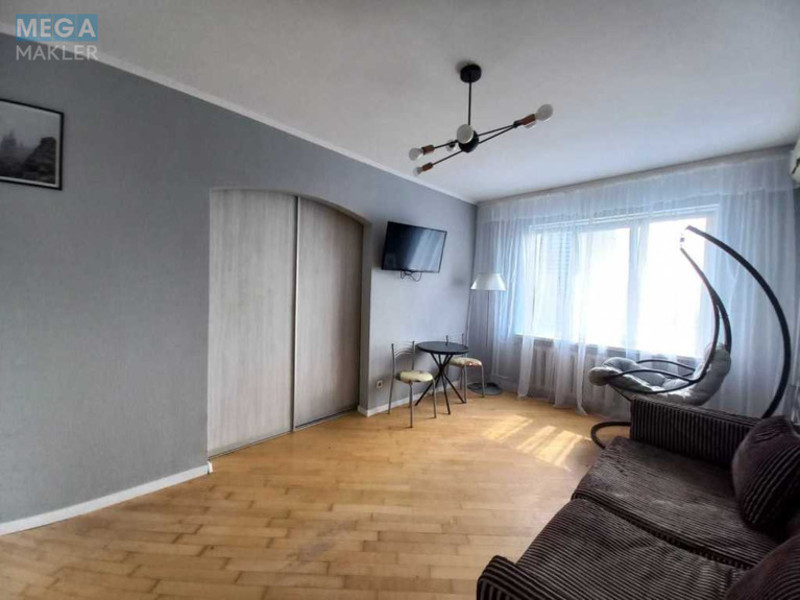 Продаж 2 кімнатної квартири (52/?/17), 15 пов. 18 пов. будинку, <a class="location-link" href="/kiev/" title="Недвижимость Київ">Київ</a>, <a class="location-link" href="/kiev/darnickij/" title="Недвижимость Дарницький район">Дарницький р-н</a>, Харьковское шоссе, 56 (изображение 1)