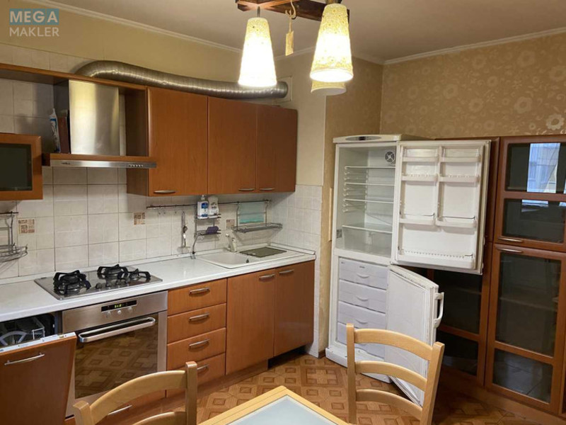 Продаж 3 кімнатної квартири (76/45/16), 2 пов. 10 пов. будинку, <a class="location-link" href="/kiev/" title="Недвижимость Київ">Київ</a>, <a class="location-link" href="/kiev/solomenskij/" title="Недвижимость Солом'янський район">Солом'янський р-н</a>, Кадетський Гай вул., 11 (изображение 1)
