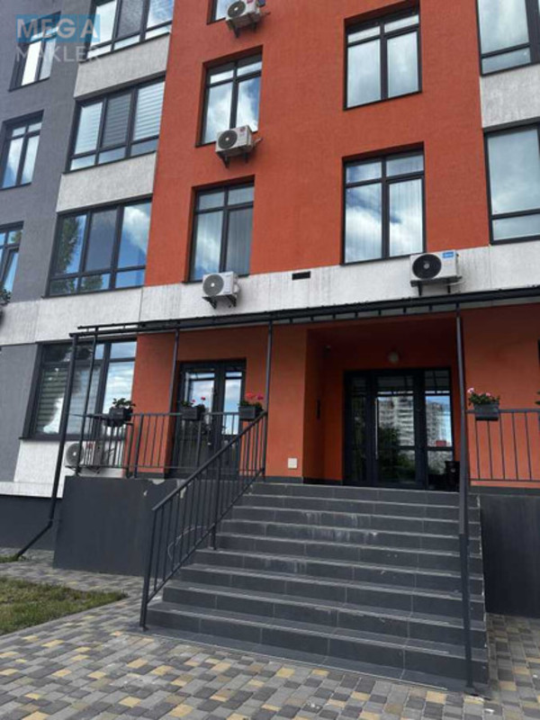 Оренда 2 кімнатної квартири, <a class="location-link" href="/kiev/" title="Недвижимость Київ">Київ</a>, <a class="location-link" href="/kiev/obolonskij/" title="Недвижимость Оболонський район">Оболонський р-н</a>, Миколи Гулака вул., 2а (изображение 1)