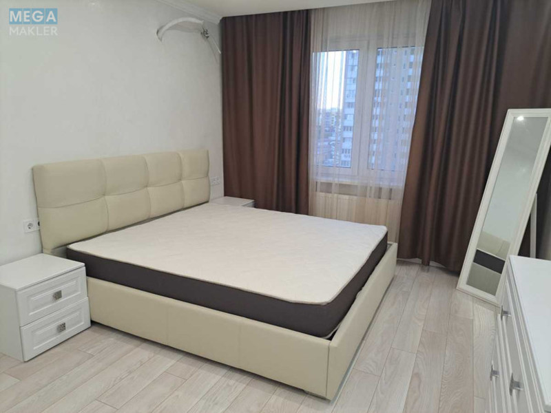 Оренда 2 кімнатної квартири, <a class="location-link" href="/kiev/" title="Недвижимость Київ">Київ</a>, <a class="location-link" href="/kiev/podolskij/" title="Недвижимость Подільський район">Подільський р-н</a>, Сергея Данченко вул., 5 (изображение 1)