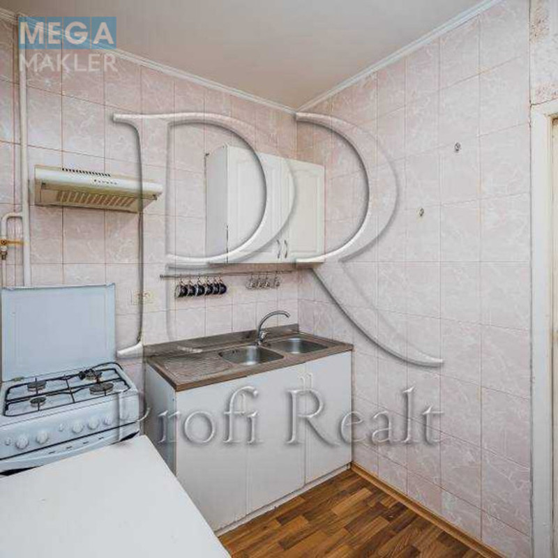 Продаж 1 кімнатної квартири (38/19/8), 8 пов. 9 пов. будинку, <a class="location-link" href="/kiev/" title="Недвижимость Київ">Київ</a>, <a class="location-link" href="/kiev/svyatoshinskij/" title="Недвижимость Святошинський район">Святошинський р-н</a>, Булгакова вулиця, 8А (изображение 1)