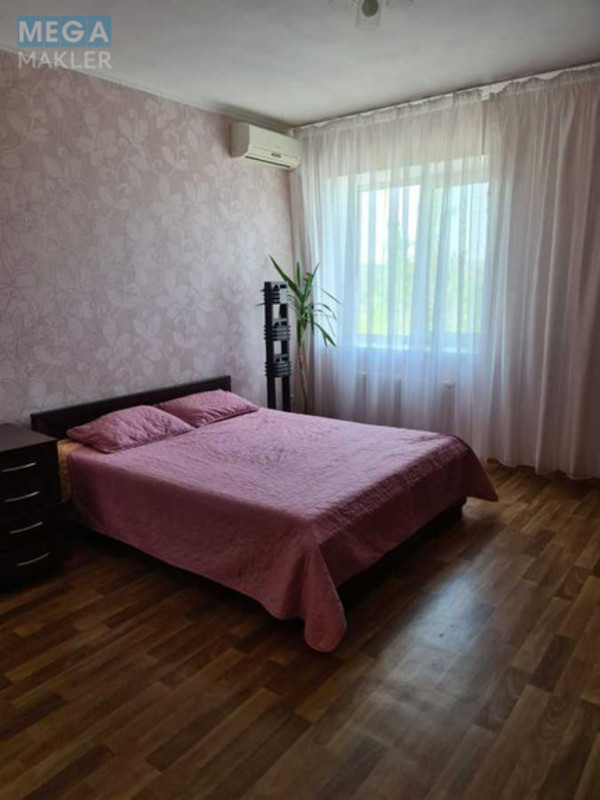 Оренда 1 кімнатної квартири, <a class="location-link" href="/odessa/" title="Недвижимость Одеса">Одеса</a>, <a class="location-link" href="/odessa/primorskij/" title="Недвижимость Приморський район">Приморський р-н</a>, Мечникова, 2/1 (изображение 1)