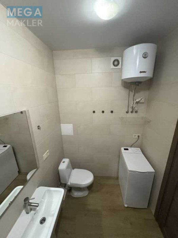 Оренда 1 кімнатної квартири, <a class="location-link" href="/odessa/" title="Недвижимость Одеса">Одеса</a>, <a class="location-link" href="/odessa/malinovskij/" title="Недвижимость Малиновський район">Малиновський р-н</a>, Михайловская, 8 (изображение 1)