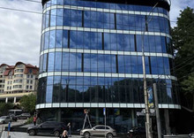 Оренда окремої будівлі/побудови, 700 кв.м