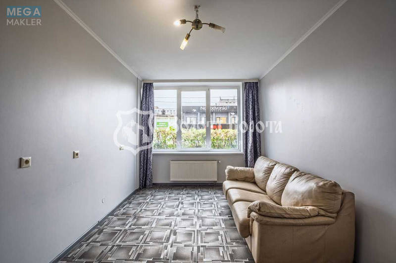 Продаж 3 кімнатної квартири (86/52/16), 1 пов. 10 пов. будинку, <a class="location-link" href="/kiev/" title="Недвижимость Київ">Київ</a>, <a class="location-link" href="/kiev/dneprovskij/" title="Недвижимость Дніпровський район">Дніпровський р-н</a>, Регенераторна вул., 4к2 (изображение 1)