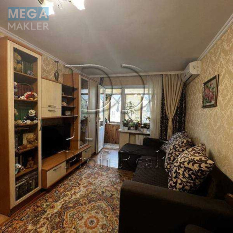 Продаж 2 кімнатної квартири (44/27/7), 3 пов. 5 пов. будинку, <a class="location-link" href="/kiev/" title="Недвижимость Київ">Київ</a>, <a class="location-link" href="/kiev/shevchenkovskij/" title="Недвижимость Шевченківський район">Шевченківський р-н</a>, Грекова Академіка вулиця, 18 (изображение 1)