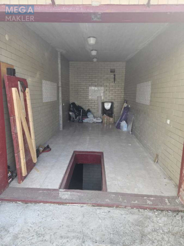 Продаж комерційної нерухомості, 30 кв.м, <a class="location-link" href="/kiev/" title="Недвижимость Київ">Київ</a>, <a class="location-link" href="/kiev/goloseevskij/" title="Недвижимость Голосіївський район">Голосіївський р-н</a>, Голосеевская ул. (изображение 1)