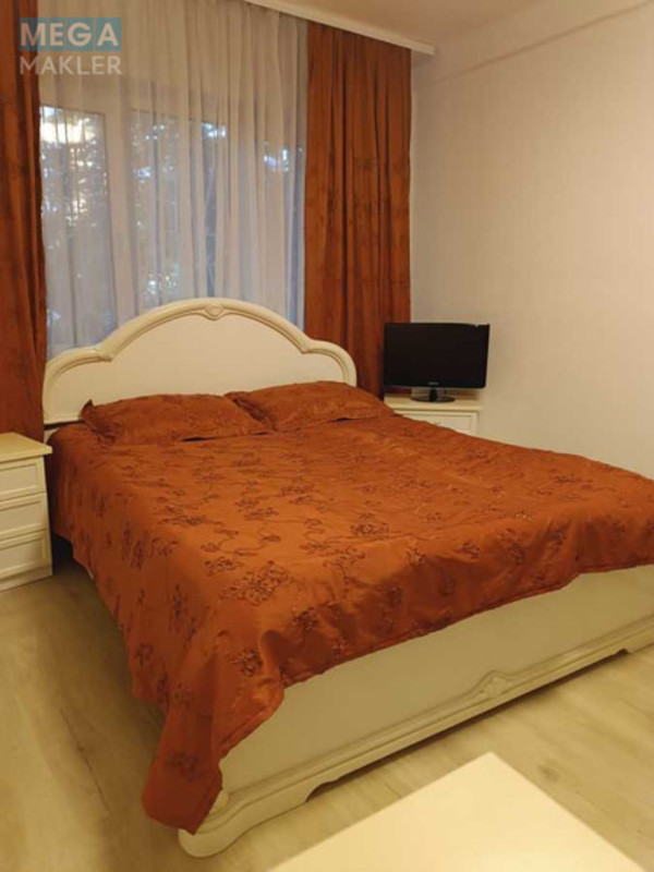 Оренда 2 кімнатної квартири, <a class="location-link" href="/kiev/" title="Недвижимость Київ">Київ</a>, <a class="location-link" href="/kiev/podolskij/" title="Недвижимость Подільський район">Подільський р-н</a>, Світлицького вул., 25 (изображение 1)