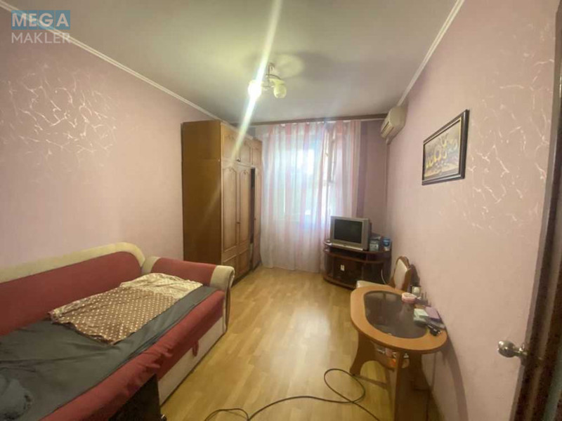Продаж 2 кімнатної квартири (52/?/8), 6 пов. 9 пов. будинку, <a class="location-link" href="/kiev/" title="Недвижимость Київ">Київ</a>, <a class="location-link" href="/kiev/desnyanskij/" title="Недвижимость Деснянський район">Деснянський р-н</a>, Владимира Маяковского просп., 21а (изображение 1)