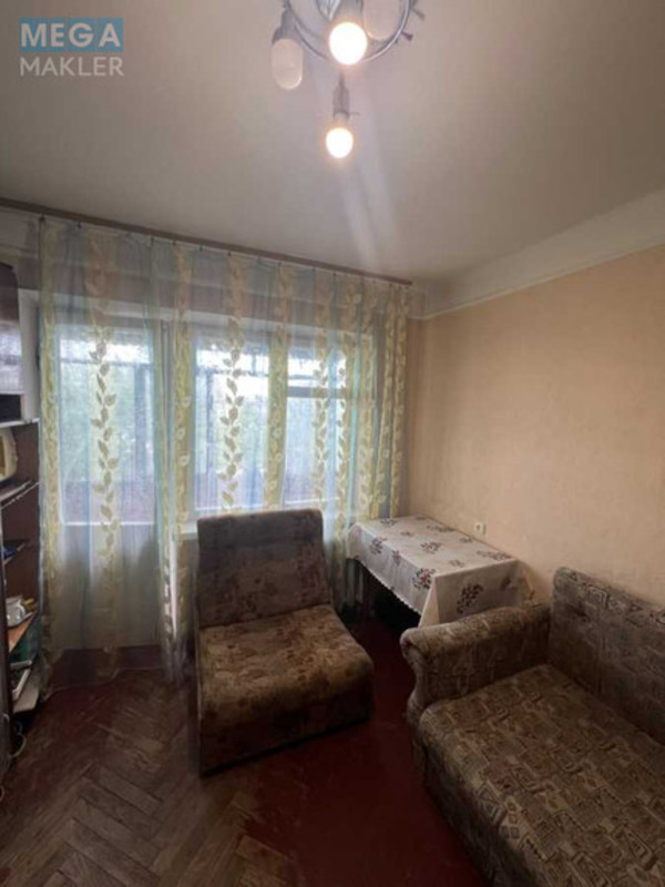Оренда кімнати (підселення), <a class="location-link" href="/kiev/" title="Недвижимость Київ">Київ</a>, <a class="location-link" href="/kiev/dneprovskij/" title="Недвижимость Дніпровський район">Дніпровський р-н</a>, Юності вул., 9 (изображение 1)