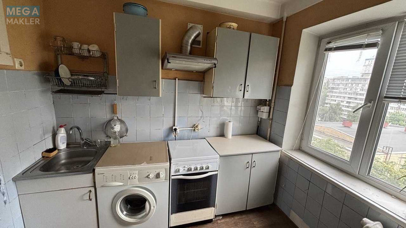 Оренда 3 кімнатної квартири, <a class="location-link" href="/kiev/" title="Недвижимость Київ">Київ</a>, <a class="location-link" href="/kiev/shevchenkovskij/" title="Недвижимость Шевченківський район">Шевченківський р-н</a>, Шулявська вул., 20/22 (изображение 1)