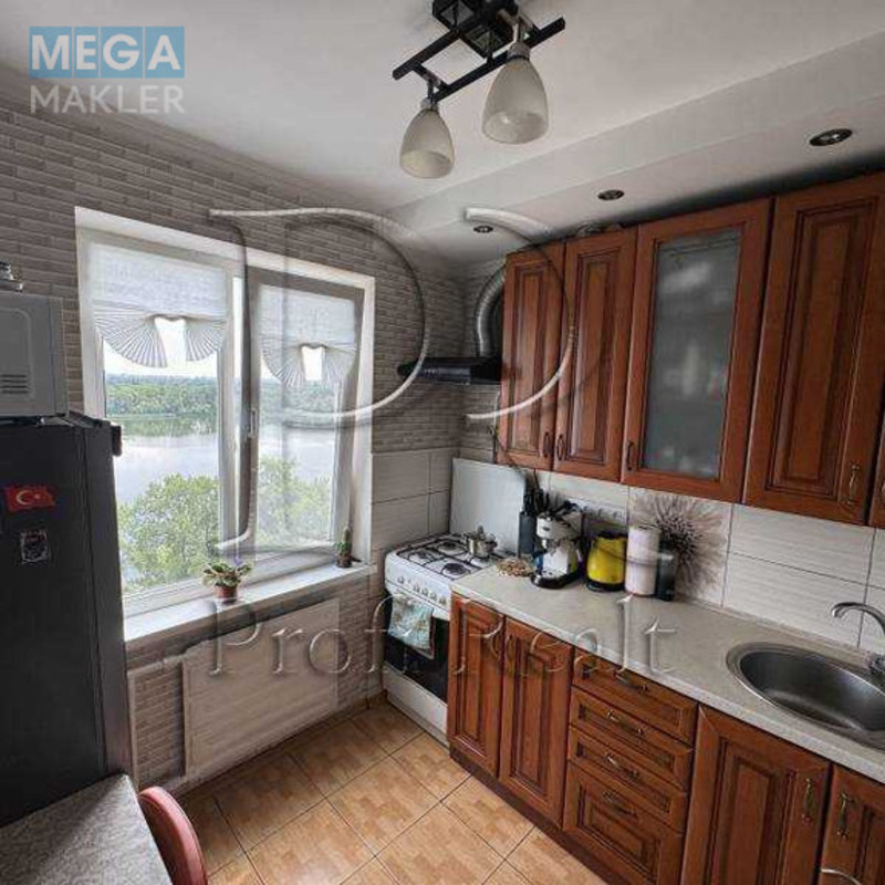 Продаж 2 кімнатної квартири (46/29/7), 9 пов. 9 пов. будинку, <a class="location-link" href="/kiev/" title="Недвижимость Київ">Київ</a>, <a class="location-link" href="/kiev/obolonskij/" title="Недвижимость Оболонський район">Оболонський р-н</a>, Прирічна вулиця, 27 (изображение 1)