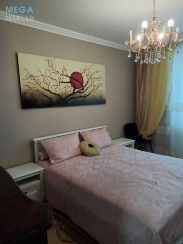 Оренда 2 кімнатної квартири, <a class="location-link" href="/kiev/" title="Недвижимость Київ">Київ</a>, <a class="location-link" href="/kiev/solomenskij/" title="Недвижимость Солом'янський район">Солом'янський р-н</a>, Ушинського вул., 14б (изображение 1)