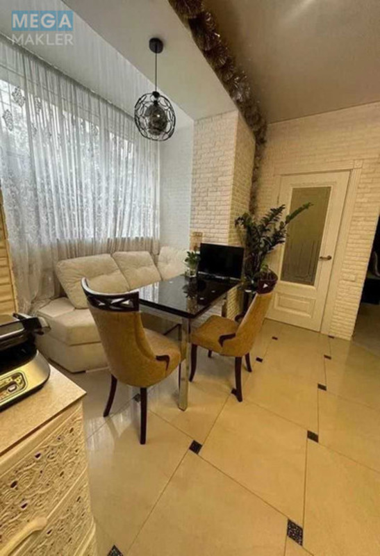 Продаж 3 кімнатної квартири (93/?/20), 3 пов. 11 пов. будинку, <a class="location-link" href="/odessa/" title="Недвижимость Одеса">Одеса</a>, <a class="location-link" href="/odessa/primorskij/" title="Недвижимость Приморський район">Приморський р-н</a>, Старицкого, 20/3 (изображение 1)