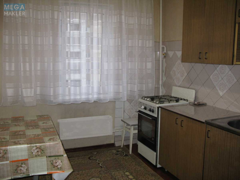Оренда 1 кімнатної квартири, <a class="location-link" href="/kiev/" title="Недвижимость Київ">Київ</a>, <a class="location-link" href="/kiev/desnyanskij/" title="Недвижимость Деснянський район">Деснянський р-н</a>, Милославська вул. (изображение 1)