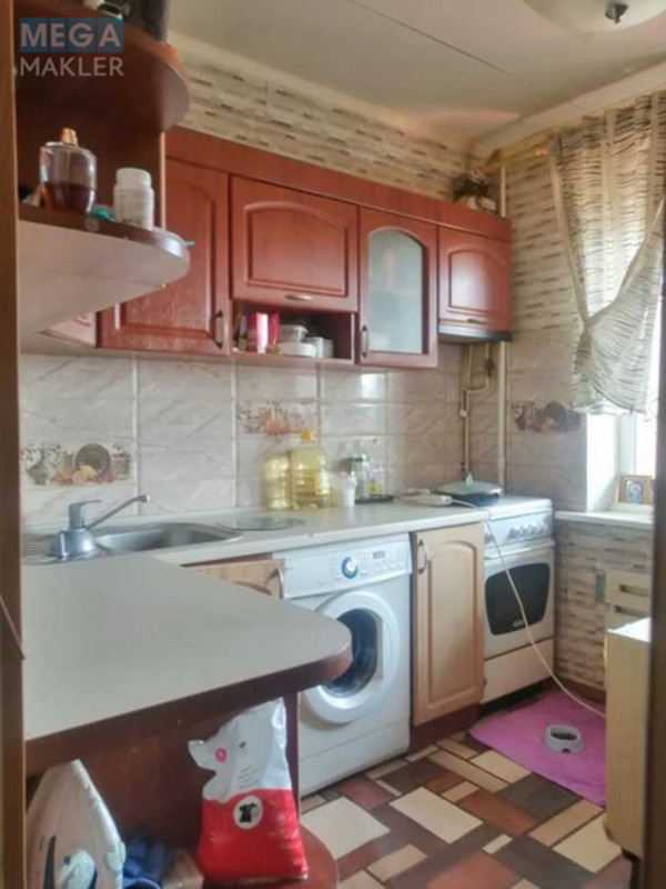 Продаж 1 кімнатної квартири (33/18/8), 7 пов. 9 пов. будинку, <a class="location-link" href="/brovary/" title="Недвижимость Бровари">Бровари</a>, небесноі сотні, 11 (изображение 1)