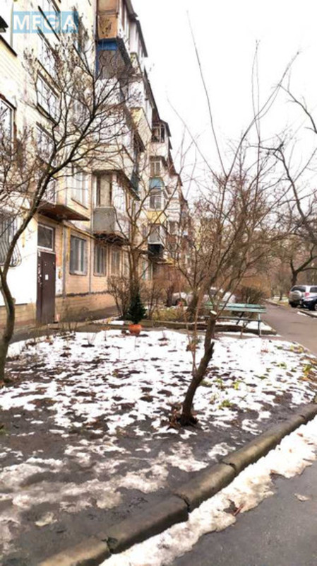 Продаж 1 кімнатної квартири (30/16/7), 3 пов. 5 пов. будинку, <a class="location-link" href="/kiev/" title="Недвижимость Київ">Київ</a>, <a class="location-link" href="/kiev/dneprovskij/" title="Недвижимость Дніпровський район">Дніпровський р-н</a>, Олександра Бойченка вул., 15 (изображение 1)