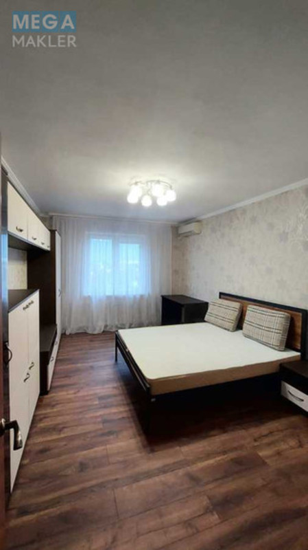 Оренда 1 кімнатної квартири, <a class="location-link" href="/kiev/" title="Недвижимость Київ">Київ</a>, <a class="location-link" href="/kiev/darnickij/" title="Недвижимость Дарницький район">Дарницький р-н</a>, Григория Ващенко ул., 1 (изображение 1)