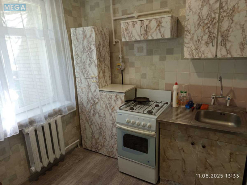 Оренда 1 кімнатної квартири, <a class="location-link" href="/kiev/" title="Недвижимость Київ">Київ</a>, <a class="location-link" href="/kiev/solomenskij/" title="Недвижимость Солом'янський район">Солом'янський р-н</a>, Академика Белецкого ул., 5в (изображение 1)