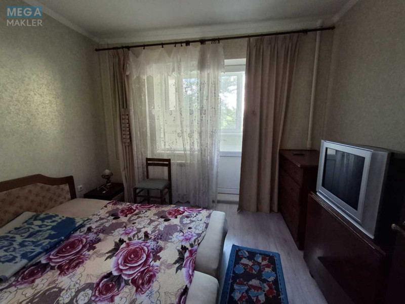 Оренда кімнати (підселення), <a class="location-link" href="/kiev/" title="Недвижимость Київ">Київ</a>, <a class="location-link" href="/kiev/desnyanskij/" title="Недвижимость Деснянський район">Деснянський р-н</a>, Владимира Маяковского просп., 7а (изображение 1)