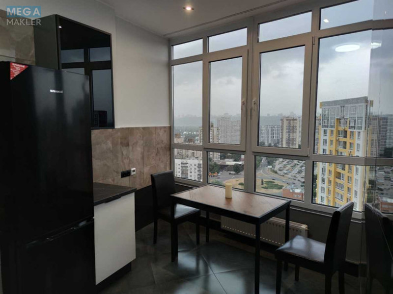 Продаж 3 кімнатної квартири (83/47/12), 25 пов. 26 пов. будинку, <a class="location-link" href="/kiev/" title="Недвижимость Київ">Київ</a>, <a class="location-link" href="/kiev/dneprovskij/" title="Недвижимость Дніпровський район">Дніпровський р-н</a>, Каховская ул., 62 (изображение 1)