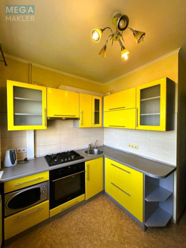 Продаж 3 кімнатної квартири (66/40/7,5), 10 пов. 12 пов. будинку, <a class="location-link" href="/kiev/" title="Недвижимость Київ">Київ</a>, <a class="location-link" href="/kiev/svyatoshinskij/" title="Недвижимость Святошинский район">Святошинский р-н</a>, Дарницький бульв., 7 (изображение 1)