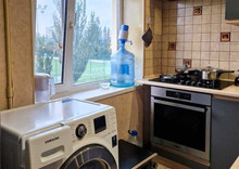 Продаж 3 кімнатної квартири (59/40/7), 4 пов. 9 пов. будинку