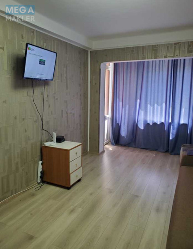 Продаж 1 кімнатної квартири (33/19/7), 1 пов. 9 пов. будинку, <a class="location-link" href="/kiev/" title="Недвижимость Київ">Київ</a>, <a class="location-link" href="/kiev/svyatoshinskij/" title="Недвижимость Святошинский район">Святошинский р-н</a>, Ентузіастів вул., 25/2 (изображение 1)