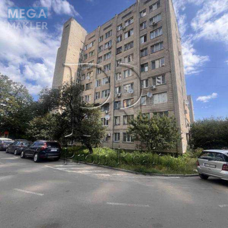 Продаж 1 кімнатної квартири (23/13/3), 2 пов. 9 пов. будинку, <a class="location-link" href="/kiev/" title="Недвижимость Київ">Київ</a>, <a class="location-link" href="/kiev/svyatoshinskij/" title="Недвижимость Святошинский район">Святошинский р-н</a>, Комарова Космонавта проспект, 19 (изображение 1)