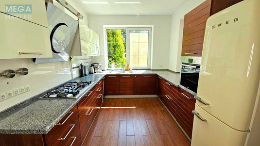 Оренда дома, <a class="location-link" href="/kiev/" title="Недвижимость Київ">Київ</a>, <a class="location-link" href="/kiev/dneprovskij/" title="Недвижимость Дніпровський район">Дніпровський р-н</a>, 11-я Садовая ул. (изображение 1)