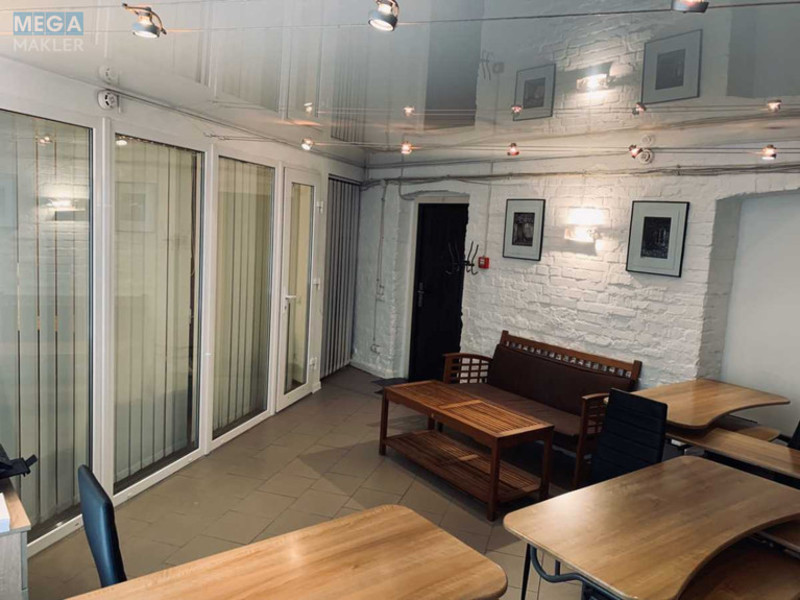Продаж комерційної нерухомості, 31,40&nbsp;кв.м, под офис, <a class="location-link" href="/kiev/" title="Недвижимость Київ">Київ</a>, <a class="location-link" href="/kiev/shevchenkovskij/" title="Недвижимость Шевченківський район">Шевченківський р-н</a>, Тургеневская ул., 48/13 (изображение 1)