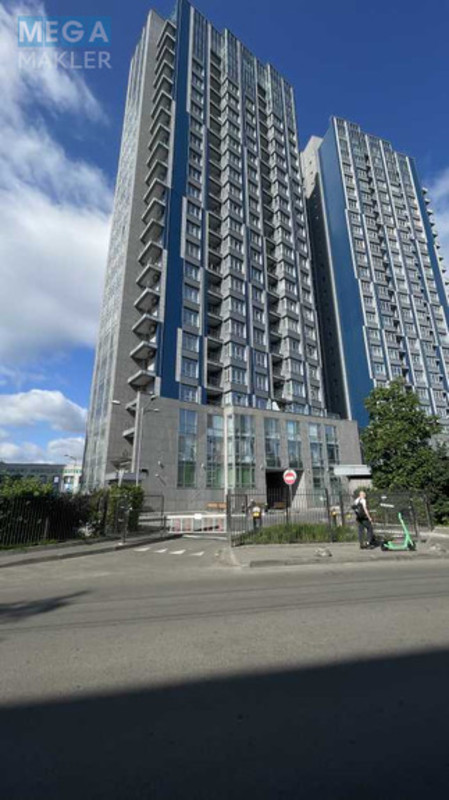 Продаж комерційної нерухомості, 334&nbsp;кв.м, под офис, <a class="location-link" href="/kiev/" title="Недвижимость Київ">Київ</a>, <a class="location-link" href="/kiev/pecherskij/" title="Недвижимость Печерський район">Печерський р-н</a>, Ивана Кудри ул., 7 (изображение 1)