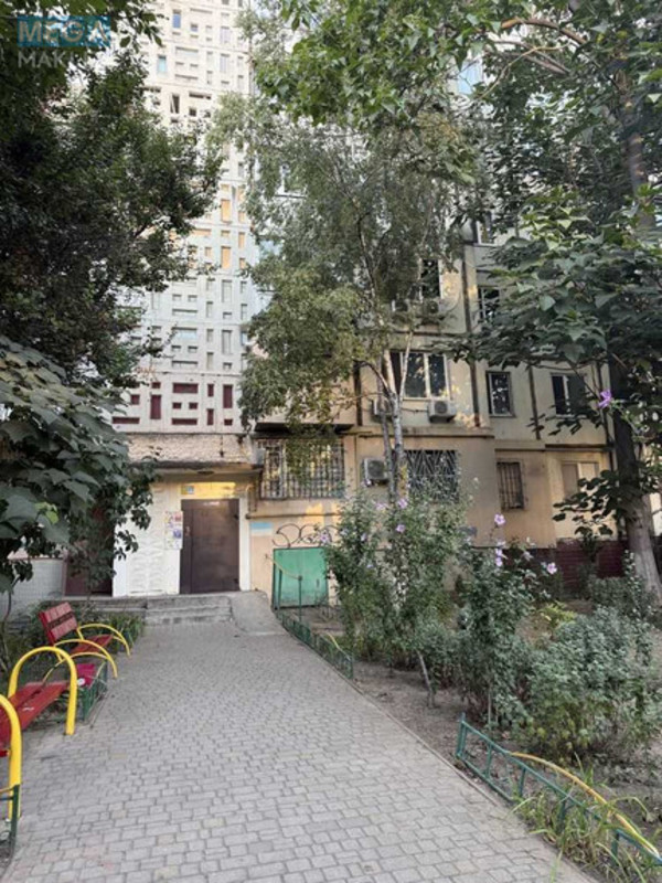 Продаж 2 кімнатної квартири (54/32/8), 8 пов. 9 пов. будинку, <a class="location-link" href="/odessa/" title="Недвижимость Одеса">Одеса</a>, <a class="location-link" href="/odessa/primorskij/" title="Недвижимость Приморський район">Приморський р-н</a>, королева, 51 (изображение 1)