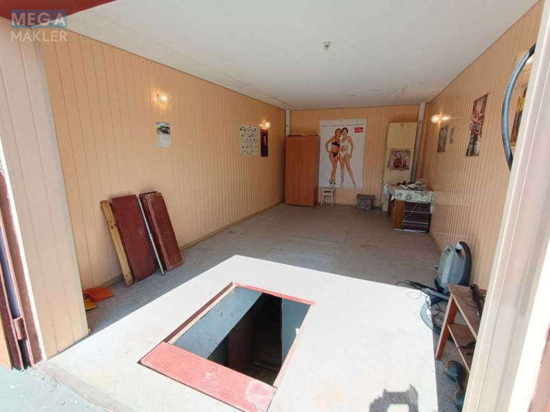 Продаж комерційної нерухомості, 40,90&nbsp;кв.м, <a class="location-link" href="/kiev/" title="Недвижимость Київ">Київ</a>, <a class="location-link" href="/kiev/desnyanskij/" title="Недвижимость Деснянський район">Деснянський р-н</a>, Радунська вул. (изображение 1)