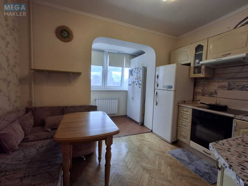 Оренда 1 кімнатної квартири, <a class="location-link" href="/kiev/" title="Недвижимость Київ">Київ</a>, <a class="location-link" href="/kiev/darnickij/" title="Недвижимость Дарницький район">Дарницький р-н</a>, Ларисы Руденко ул., 10б (изображение 1)