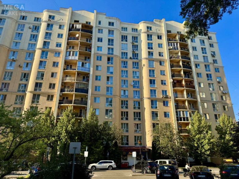 Продаж 3 кімнатної квартири (101/52/25), 8 пов. 13 пов. будинку, <a class="location-link" href="/chajki-selo-kv/" title="Недвижимость Чайки">Чайки</a>, Лобановського, 29 (изображение 1)