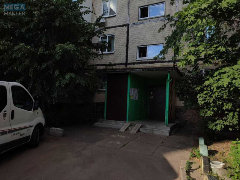 Продаж 1 кімнатної квартири (21/10/3), 1 пов. 9 пов. будинку, <a class="location-link" href="/kiev/" title="Недвижимость Київ">Київ</a>, <a class="location-link" href="/kiev/desnyanskij/" title="Недвижимость Деснянський район">Деснянський р-н</a>, Мілютенка вул., 44б (изображение 1)
