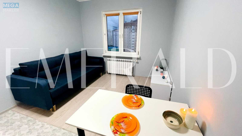 Продаж 2 кімнатної квартири (73,4/29,6/14,1), 19 пов. 22 пов. будинку, <a class="location-link" href="/kiev/" title="Недвижимость Київ">Київ</a>, <a class="location-link" href="/kiev/darnickij/" title="Недвижимость Дарницький район">Дарницький р-н</a>, Урловская ул., 30 (изображение 1)