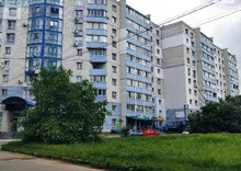 Продаж 2 кімнатної квартири (77/35/17), 9 пов. 9 пов. будинку