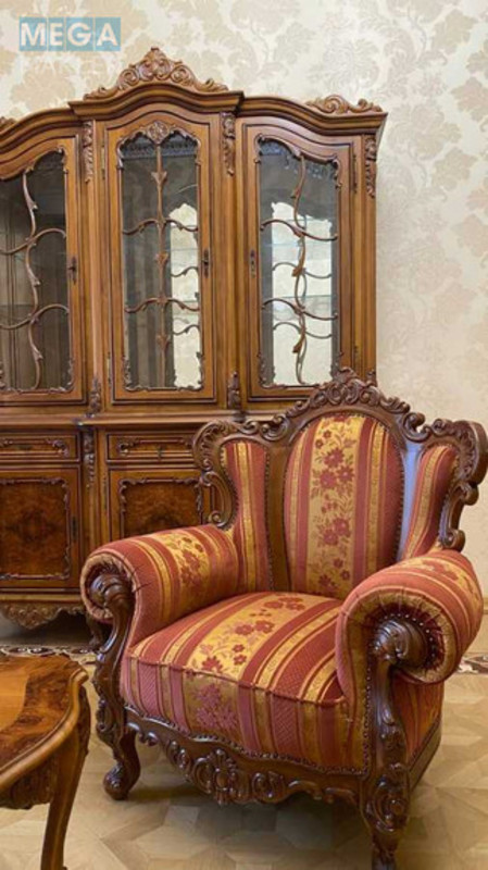 Оренда 3 кімнатної квартири, <a class="location-link" href="/kiev/" title="Недвижимость Київ">Київ</a>, <a class="location-link" href="/kiev/pecherskij/" title="Недвижимость Печерський район">Печерський р-н</a>, Заньковецкой ул., 8 (изображение 1)