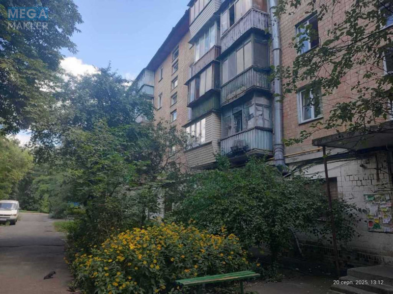 Продаж 2 кімнатної квартири (46/27,3/7,7), 3 пов. 5 пов. будинку, <a class="location-link" href="/kiev/" title="Недвижимость Київ">Київ</a>, <a class="location-link" href="/kiev/podolskij/" title="Недвижимость Подільський район">Подільський р-н</a>, Івана Їжакевича вул., 1 (изображение 1)