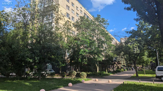 Продаж 2 кімнатної квартири (46,2/28/7), 6 пов. 9 пов. будинку, <a class="location-link" href="/kiev/" title="Недвижимость Київ">Київ</a>, <a class="location-link" href="/kiev/dneprovskij/" title="Недвижимость Дніпровський район">Дніпровський р-н</a>, Русанівська Набережна вул., 10 (изображение 1)